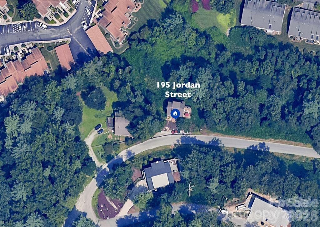 195 Jordan Street Hendersonville NC 28739