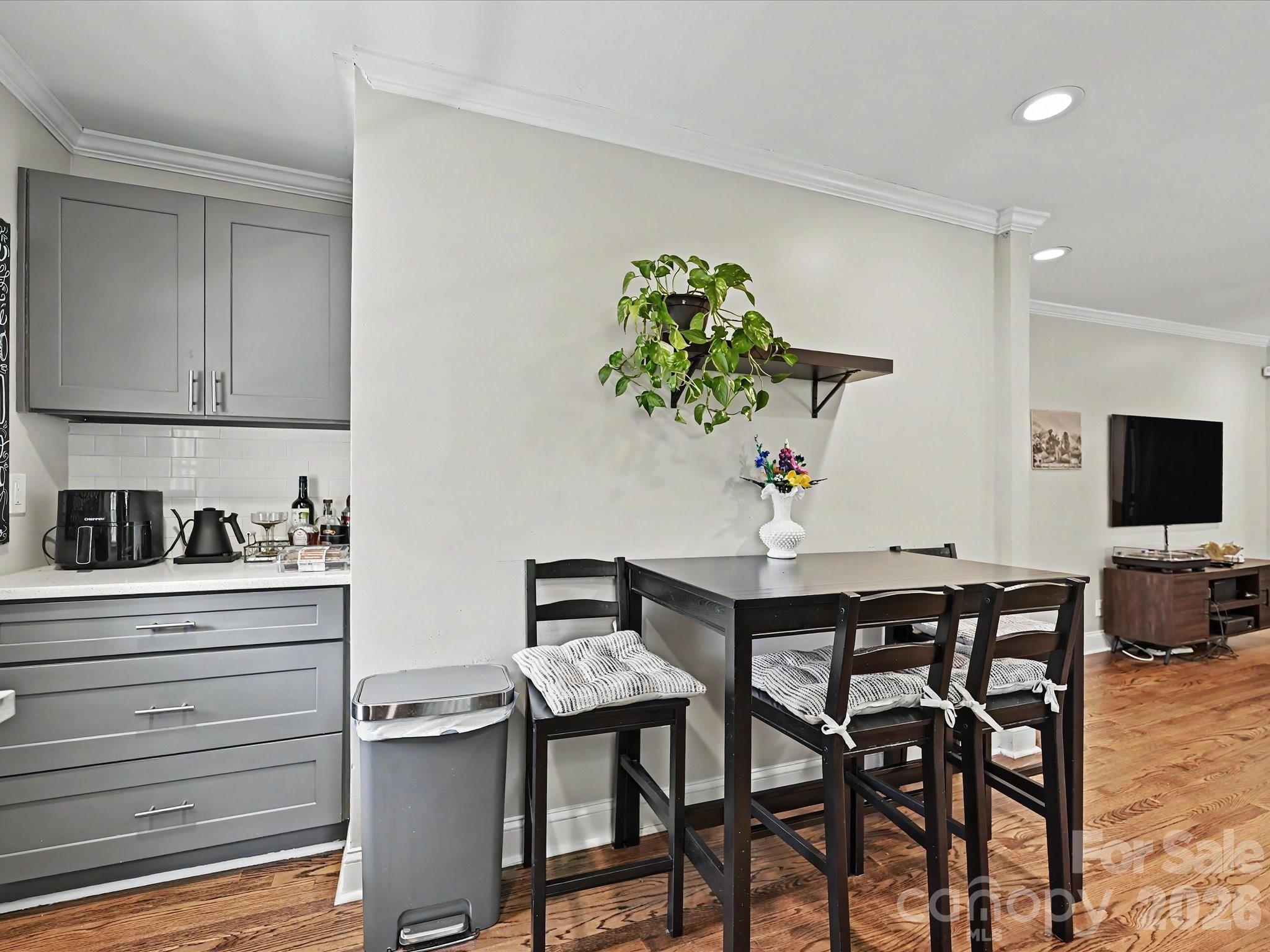115 N Gardner Avenue Charlotte NC 28216