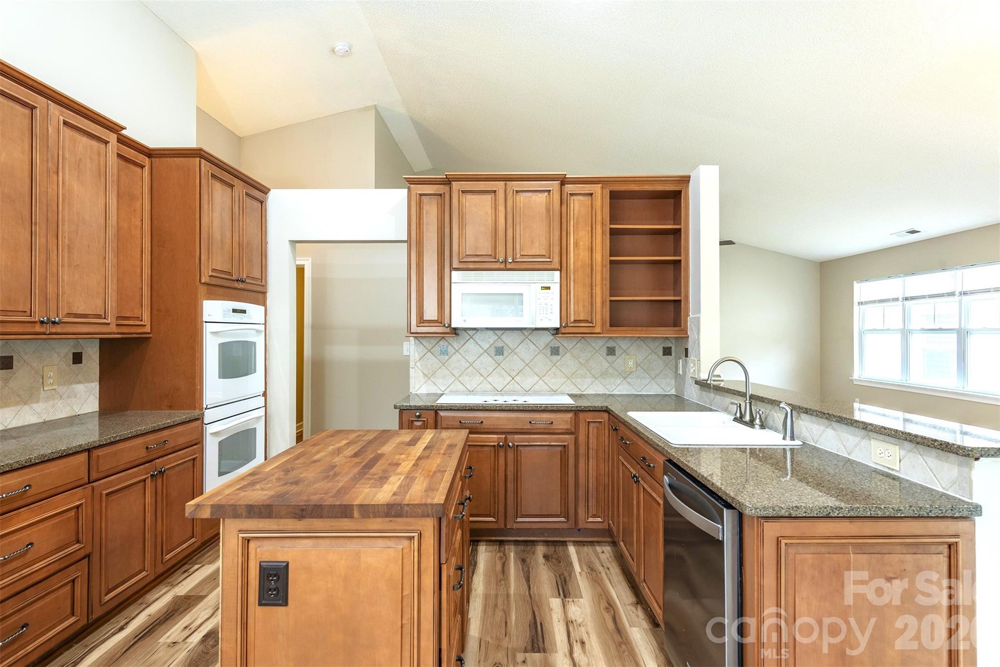 50 Clear Creekside Drive Hendersonville NC 28792