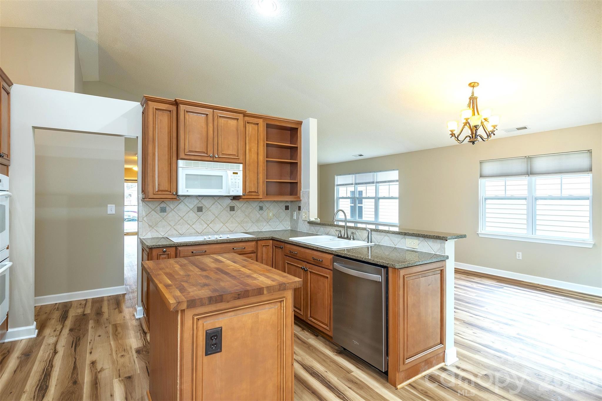 50 Clear Creekside Drive Hendersonville NC 28792