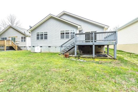 50 Clear Creekside Drive Hendersonville NC 28792