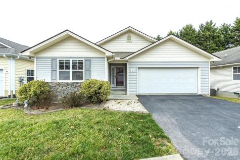 50 Clear Creekside Drive Hendersonville NC 28792