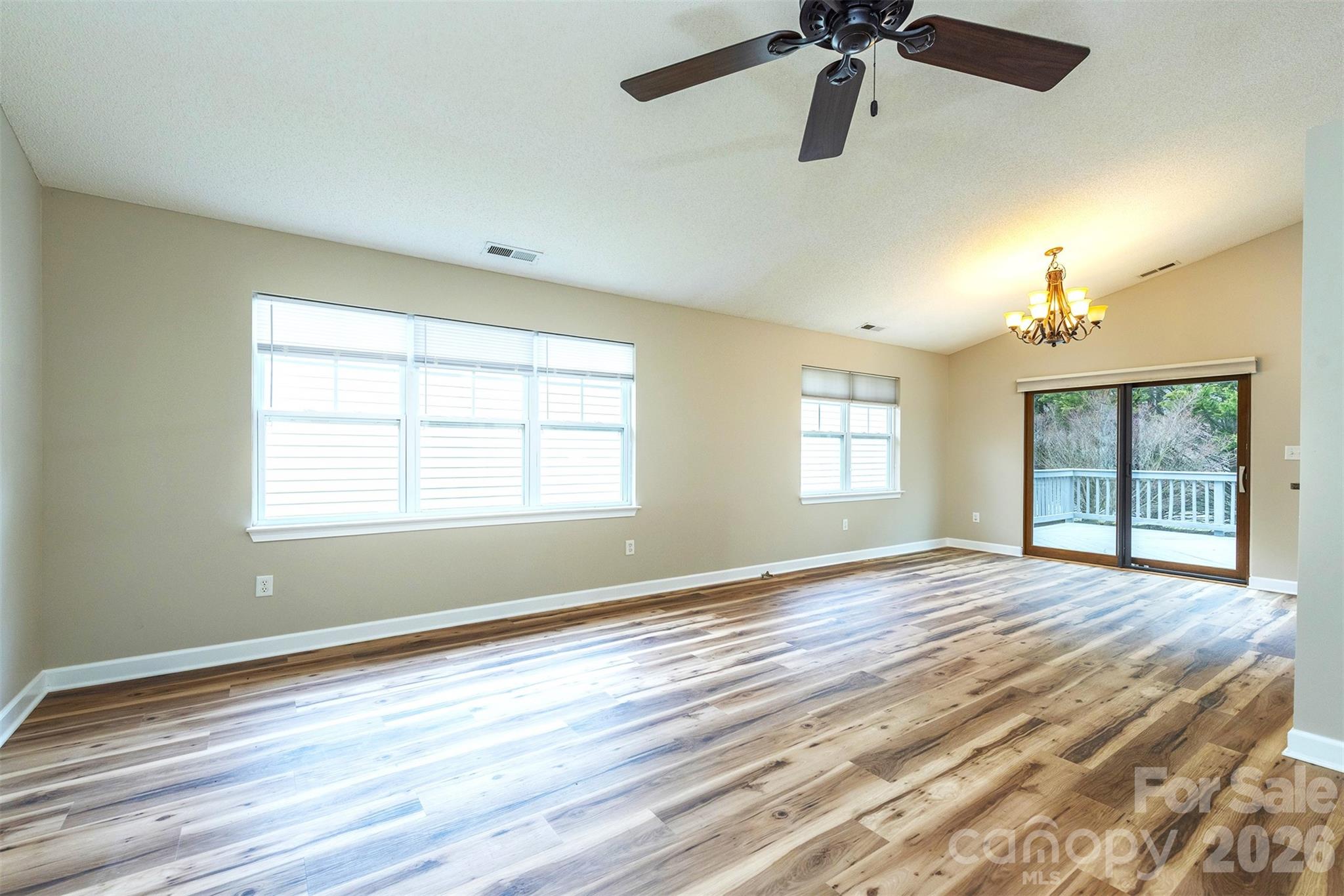 50 Clear Creekside Drive Hendersonville NC 28792