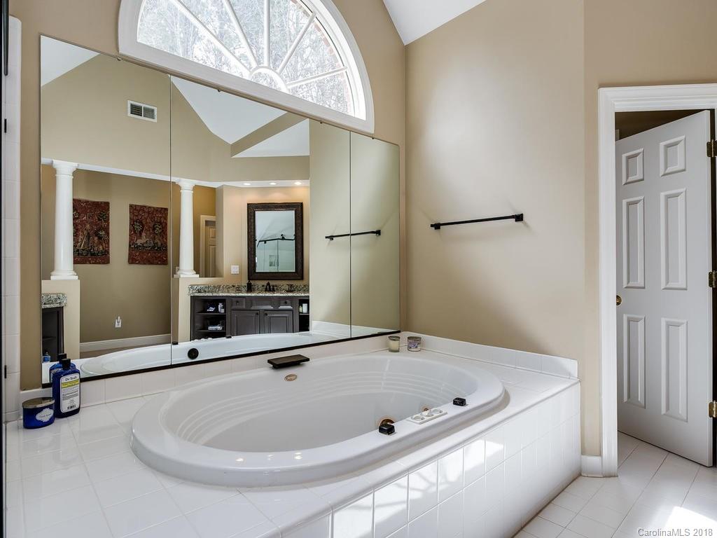 15701 Liberty Hall Place Charlotte NC 28277