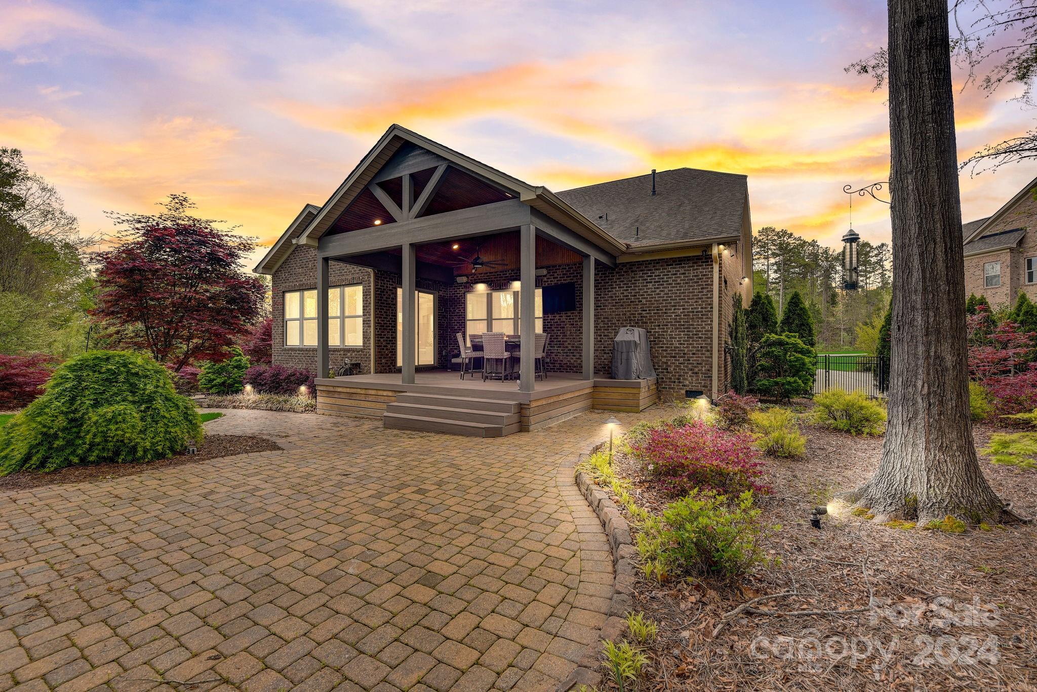 215 Wesley Manor Drive Matthews NC 28104