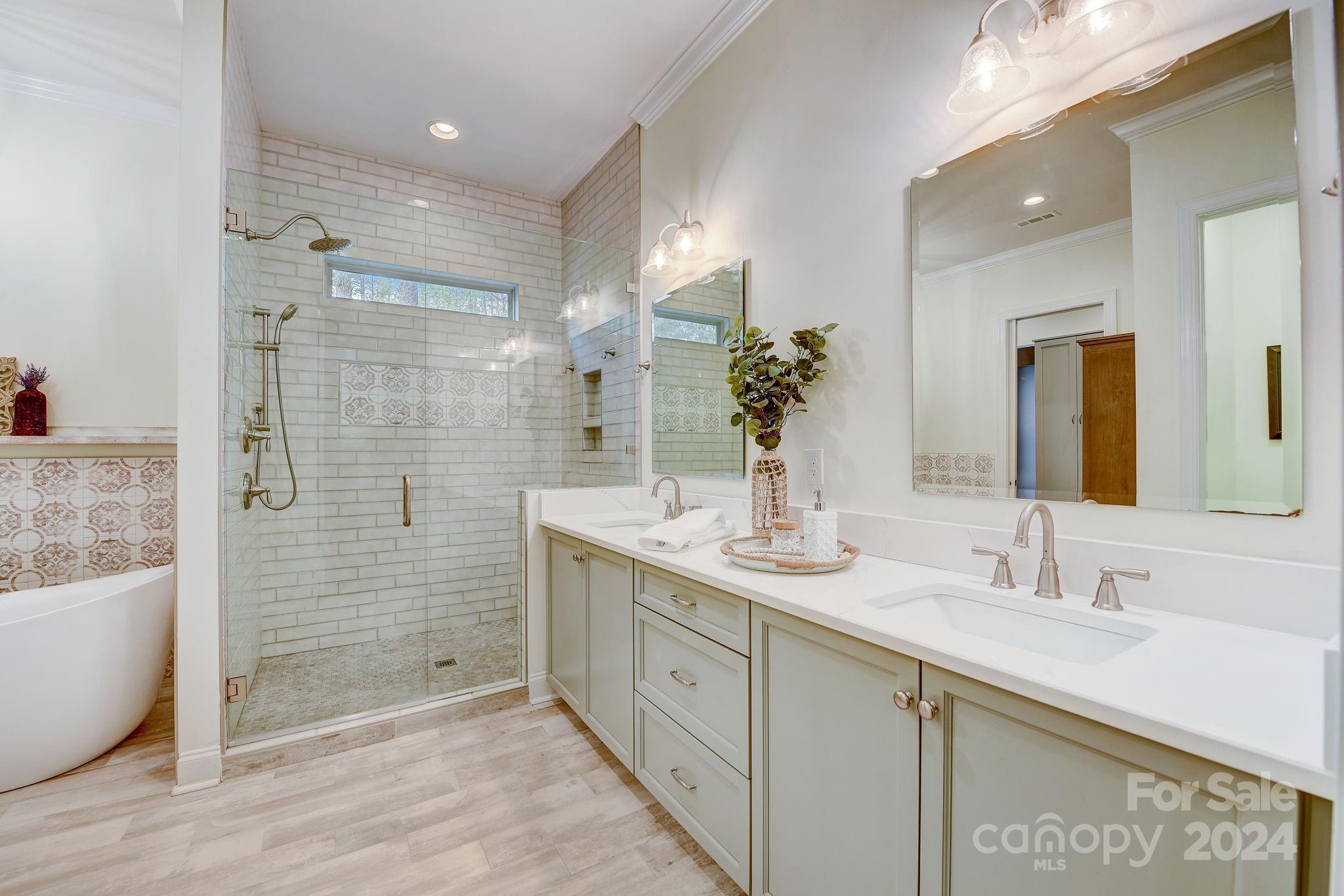 215 Wesley Manor Drive Matthews NC 28104