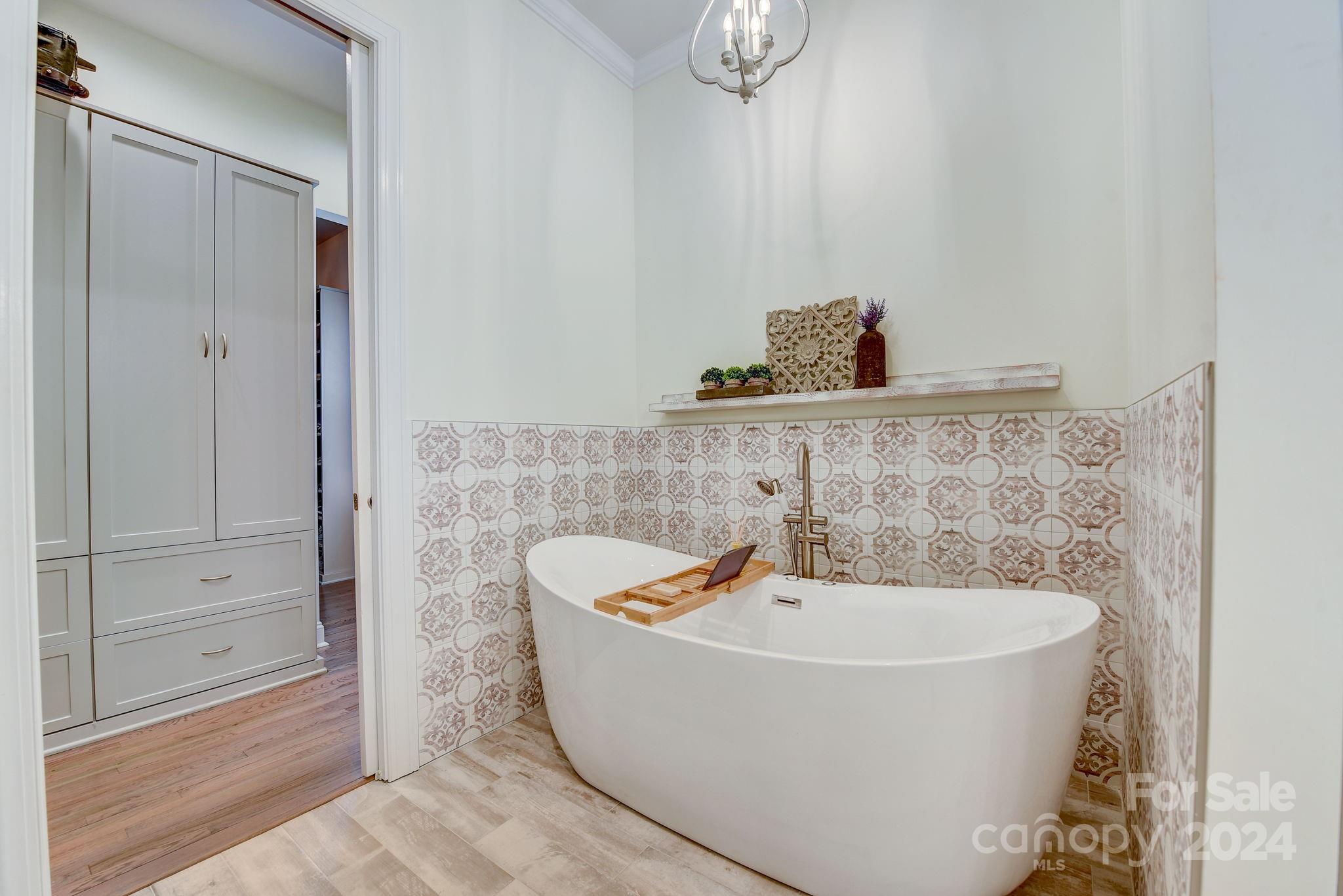 215 Wesley Manor Drive Matthews NC 28104