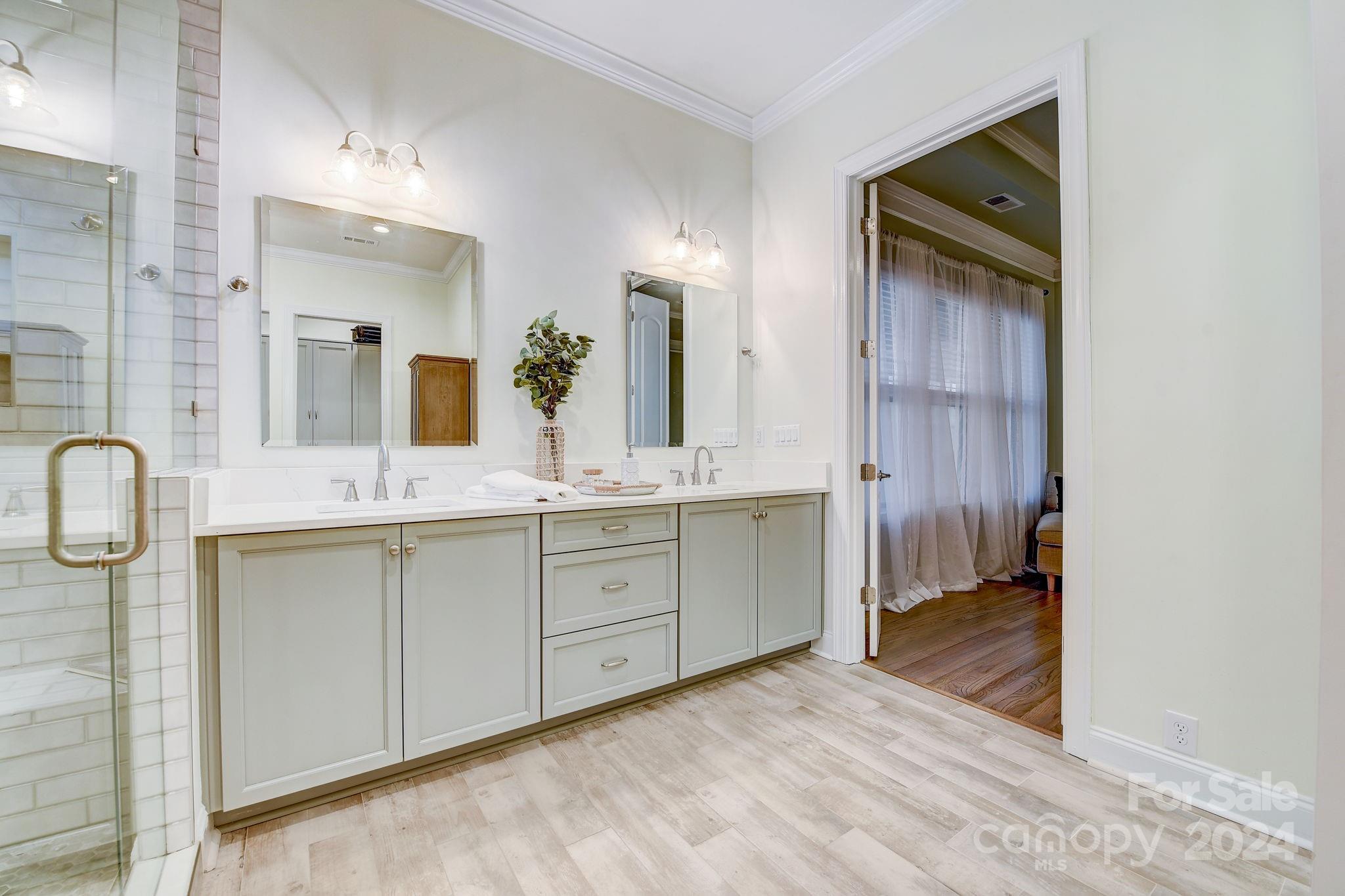 215 Wesley Manor Drive Matthews NC 28104