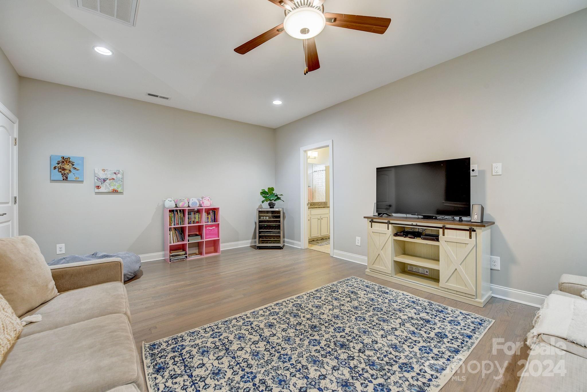 215 Wesley Manor Drive Matthews NC 28104