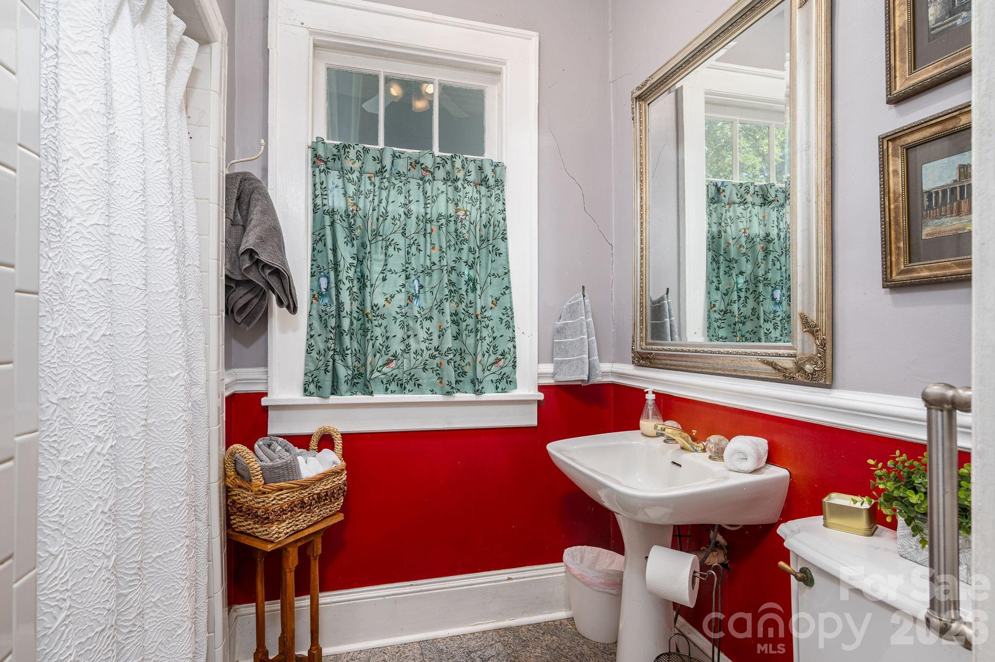 1147 S Belvedere Avenue Gastonia NC 28054