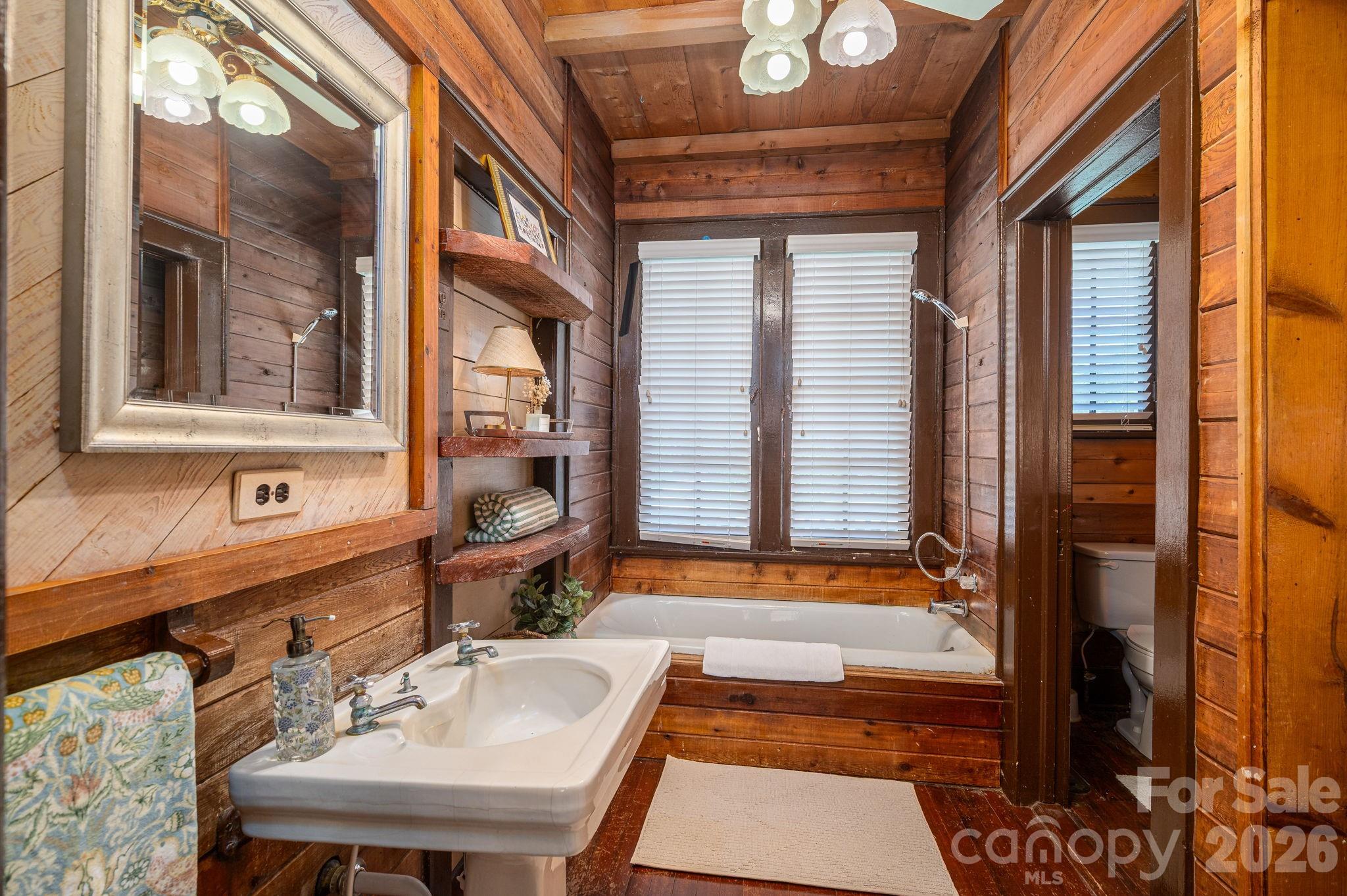 1147 S Belvedere Avenue Gastonia NC 28054
