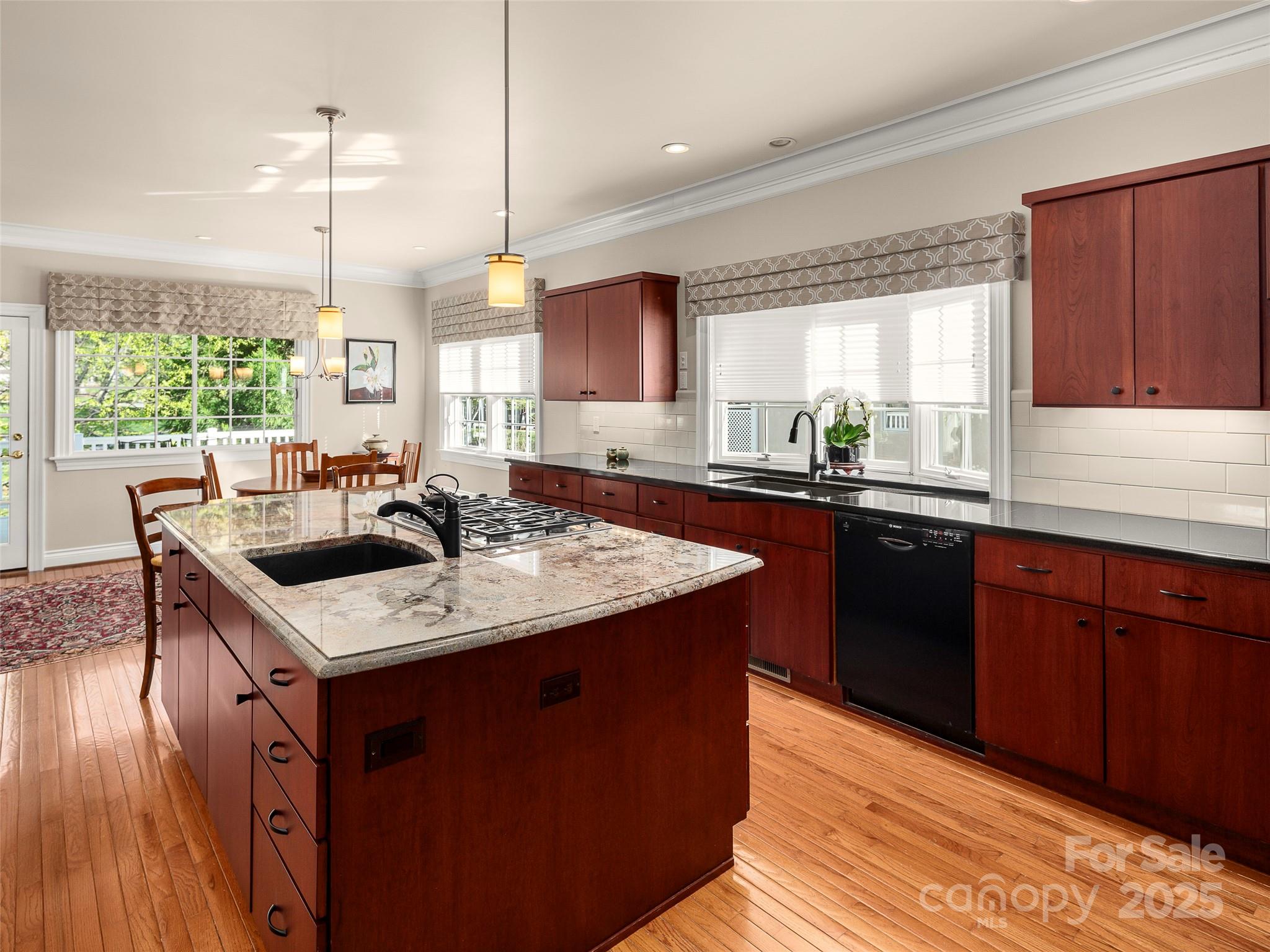 22 Clovelly Way Asheville NC 28803