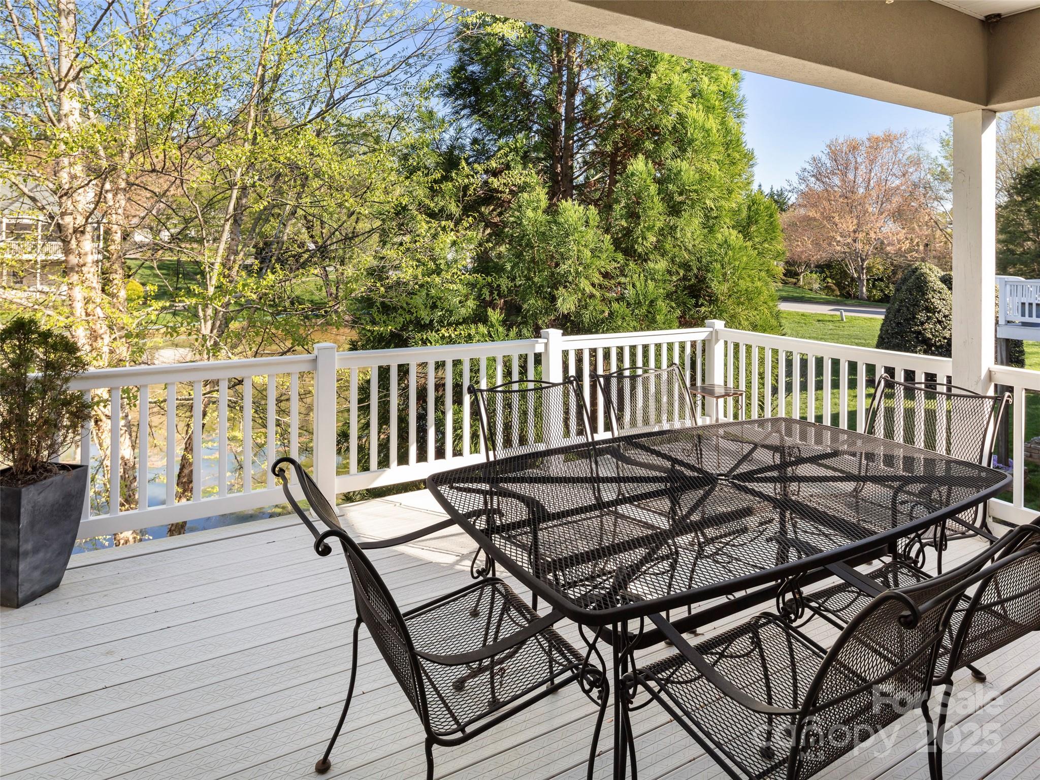 22 Clovelly Way Asheville NC 28803