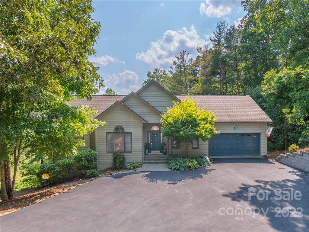 3 Preston Court Weaverville NC 28787