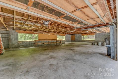8749 Nc 63 Highway Leicester NC 28748