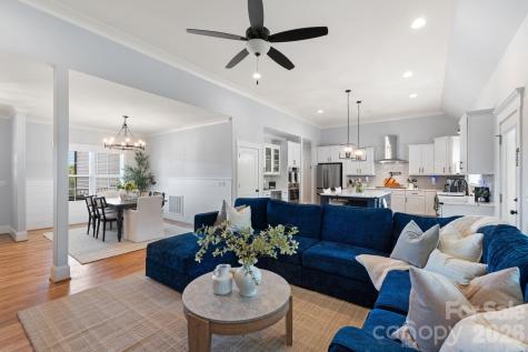 7412 Kingsley Place Stokesdale NC 27357