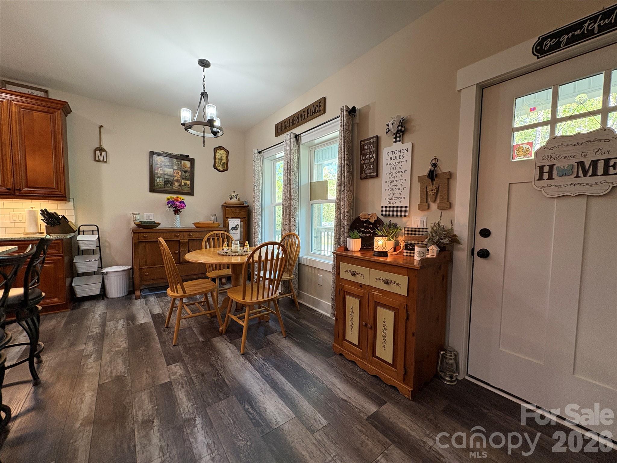 196 8th Avenue New London NC 28127