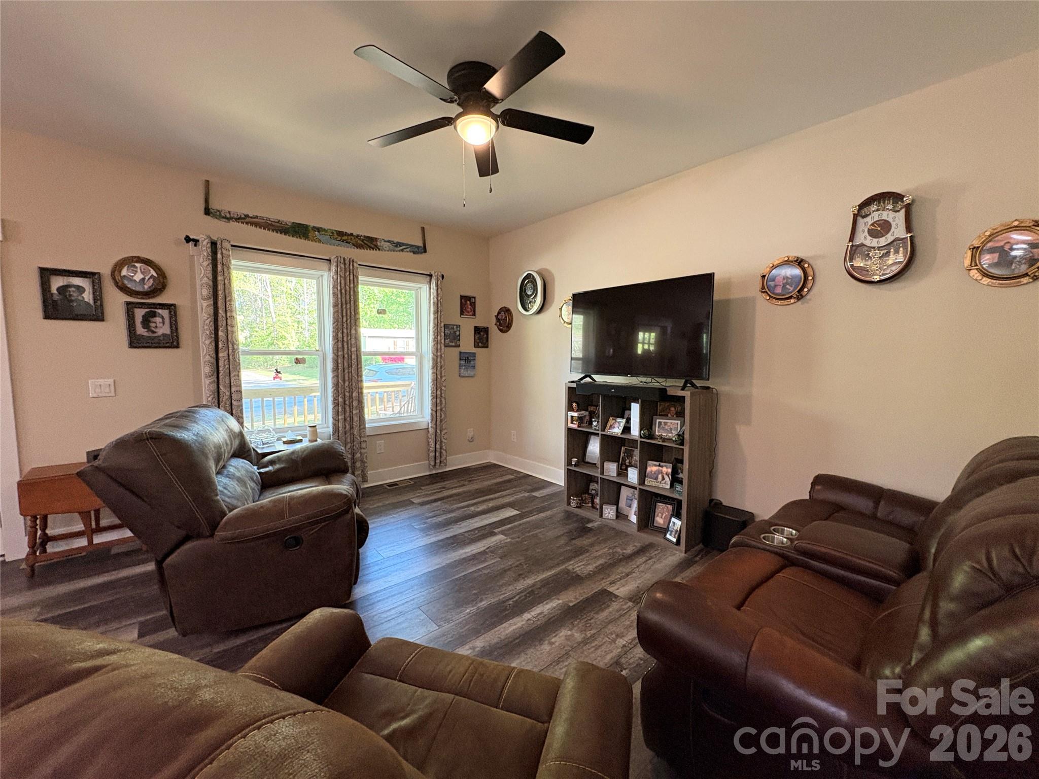 196 8th Avenue New London NC 28127