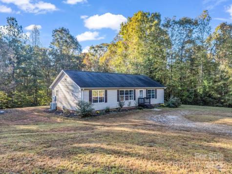 663 Landrum Road Columbus NC 28722