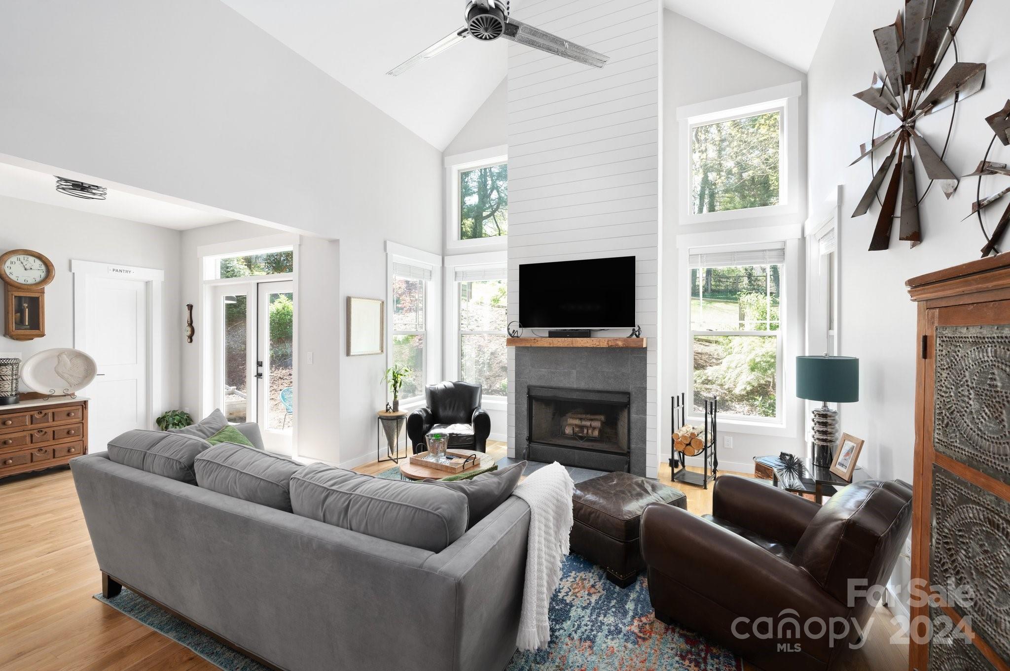 26 Brown Avenue Asheville NC 28804