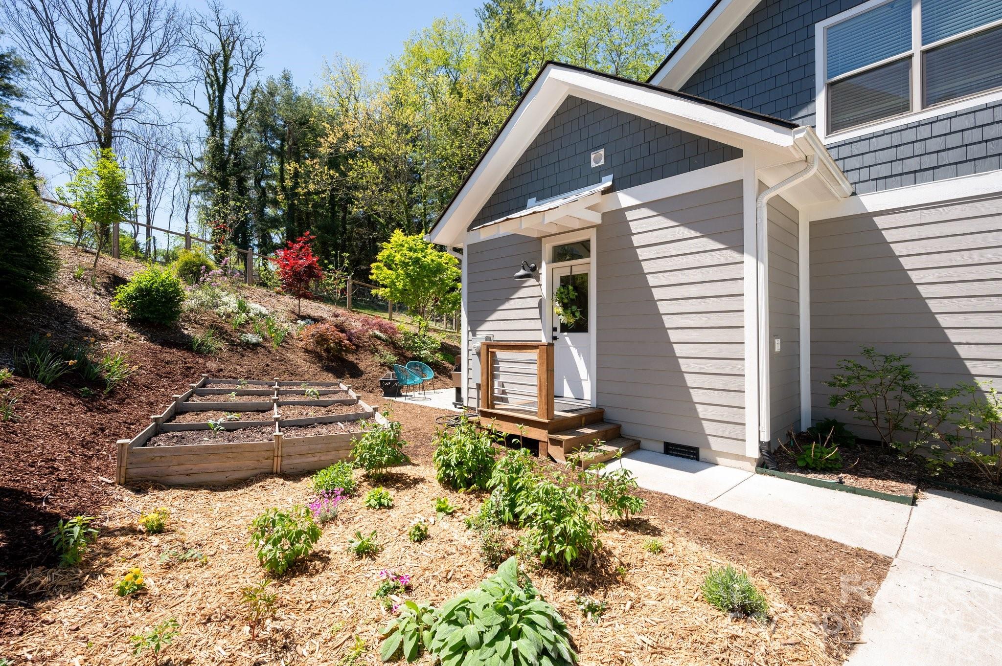 26 Brown Avenue Asheville NC 28804