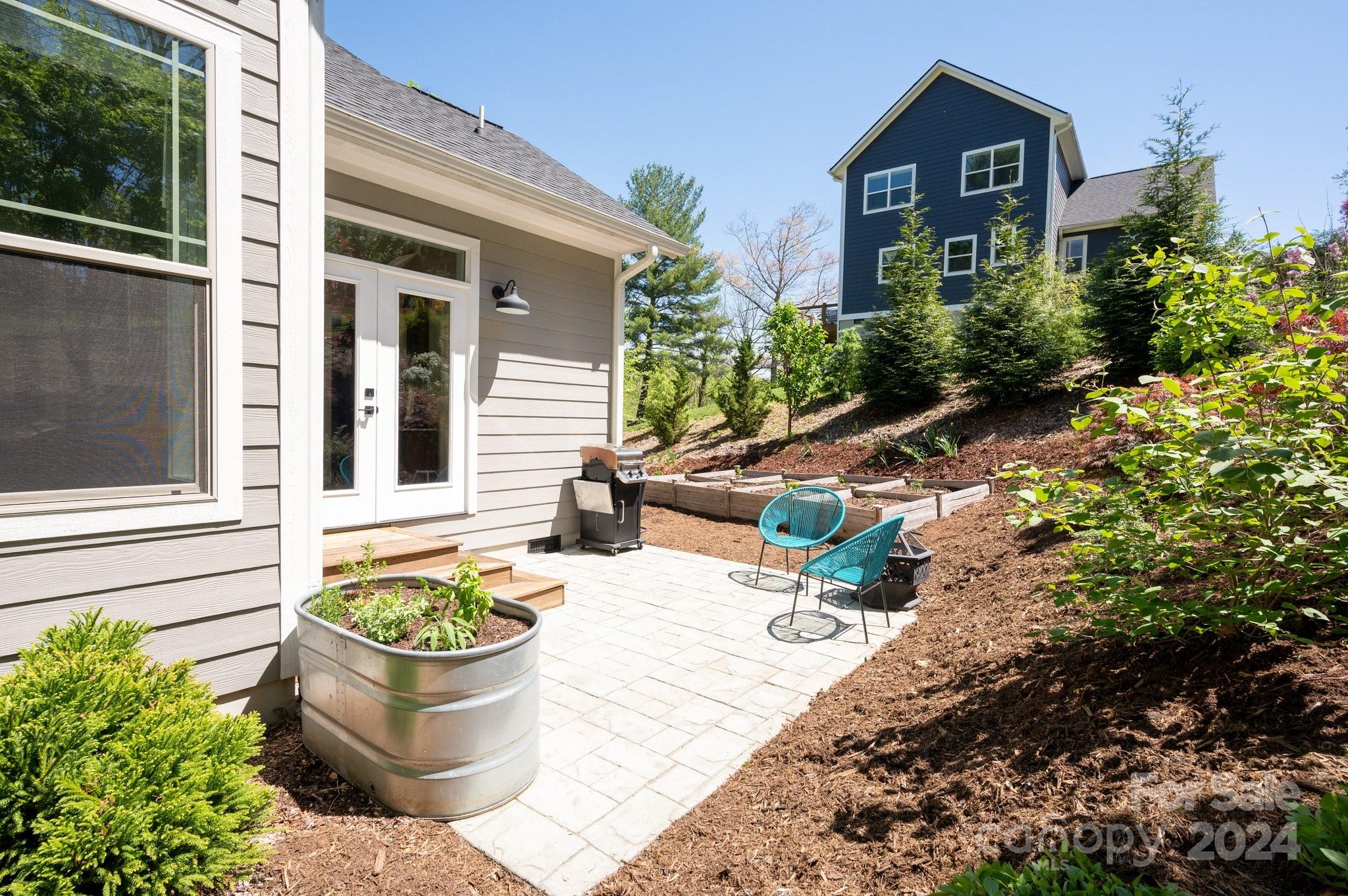26 Brown Avenue Asheville NC 28804