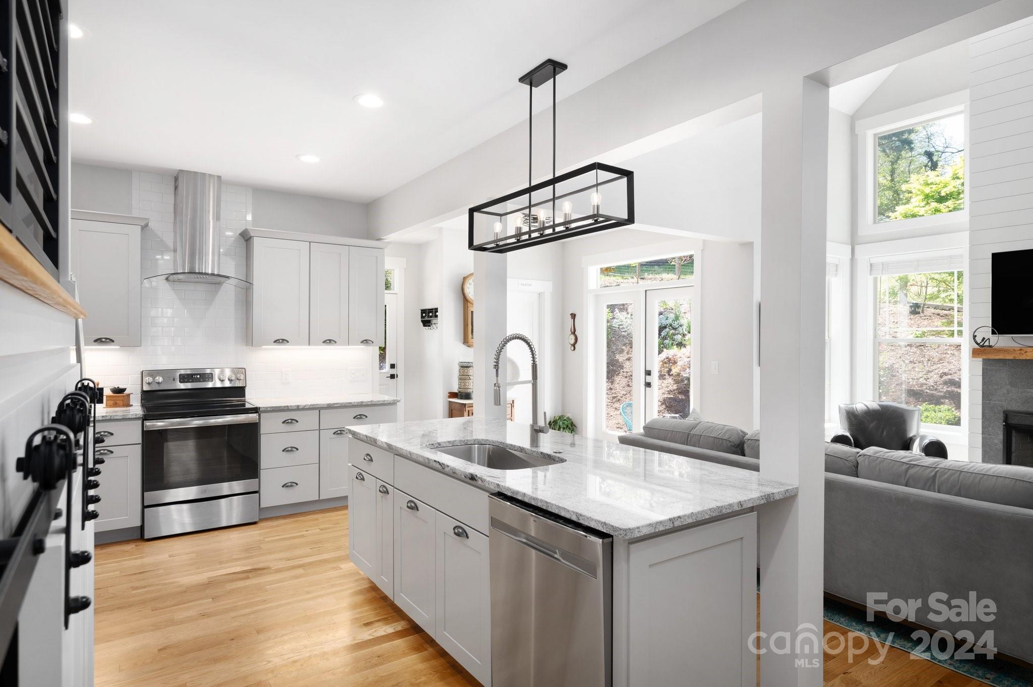 26 Brown Avenue Asheville NC 28804