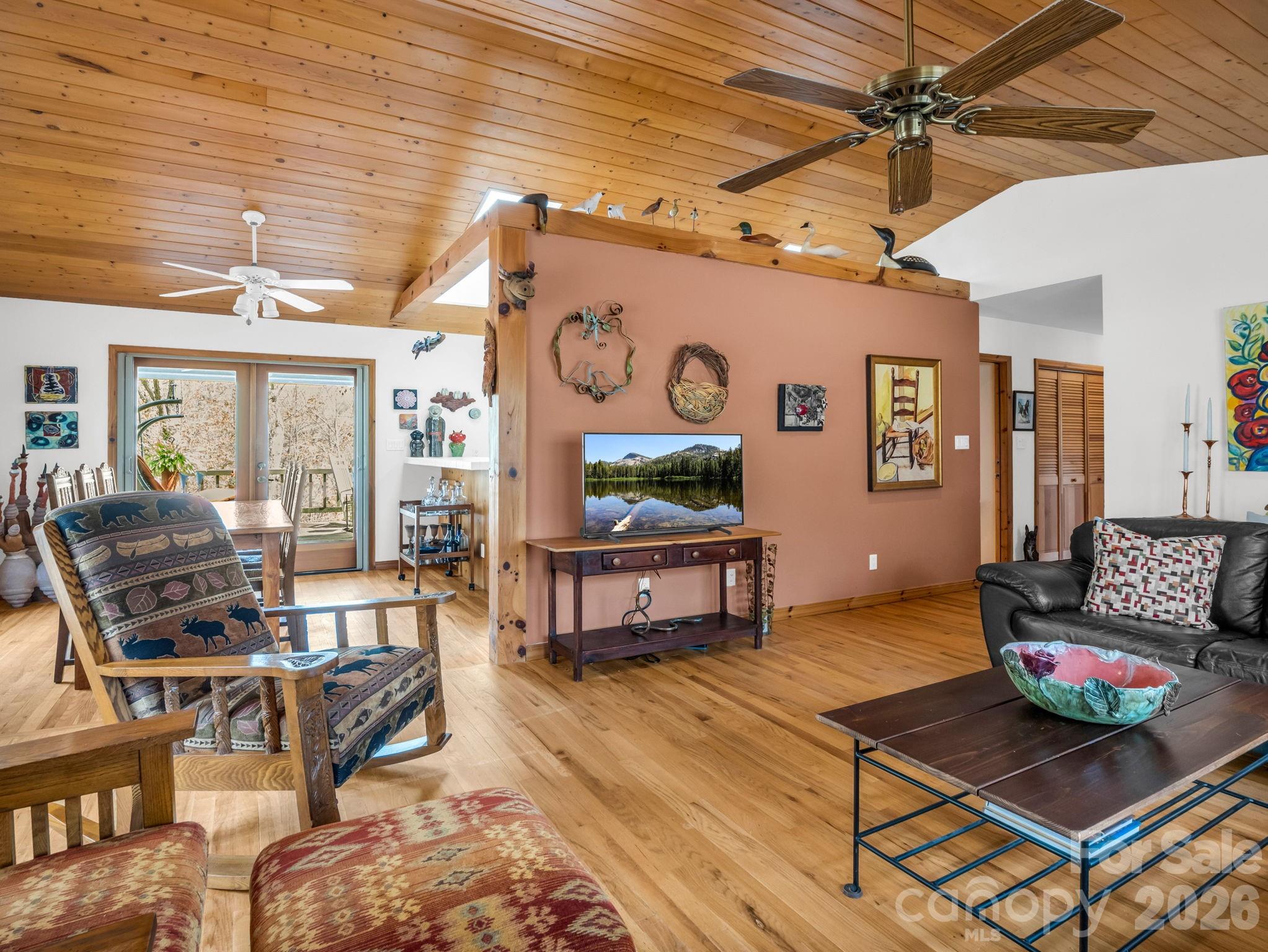 780 Rixhaven Drive Saluda NC 28773