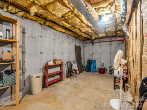 780 Rixhaven Drive Saluda NC 28773