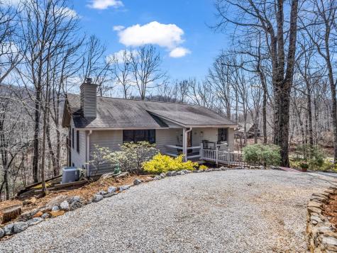 780 Rixhaven Drive Saluda NC 28773