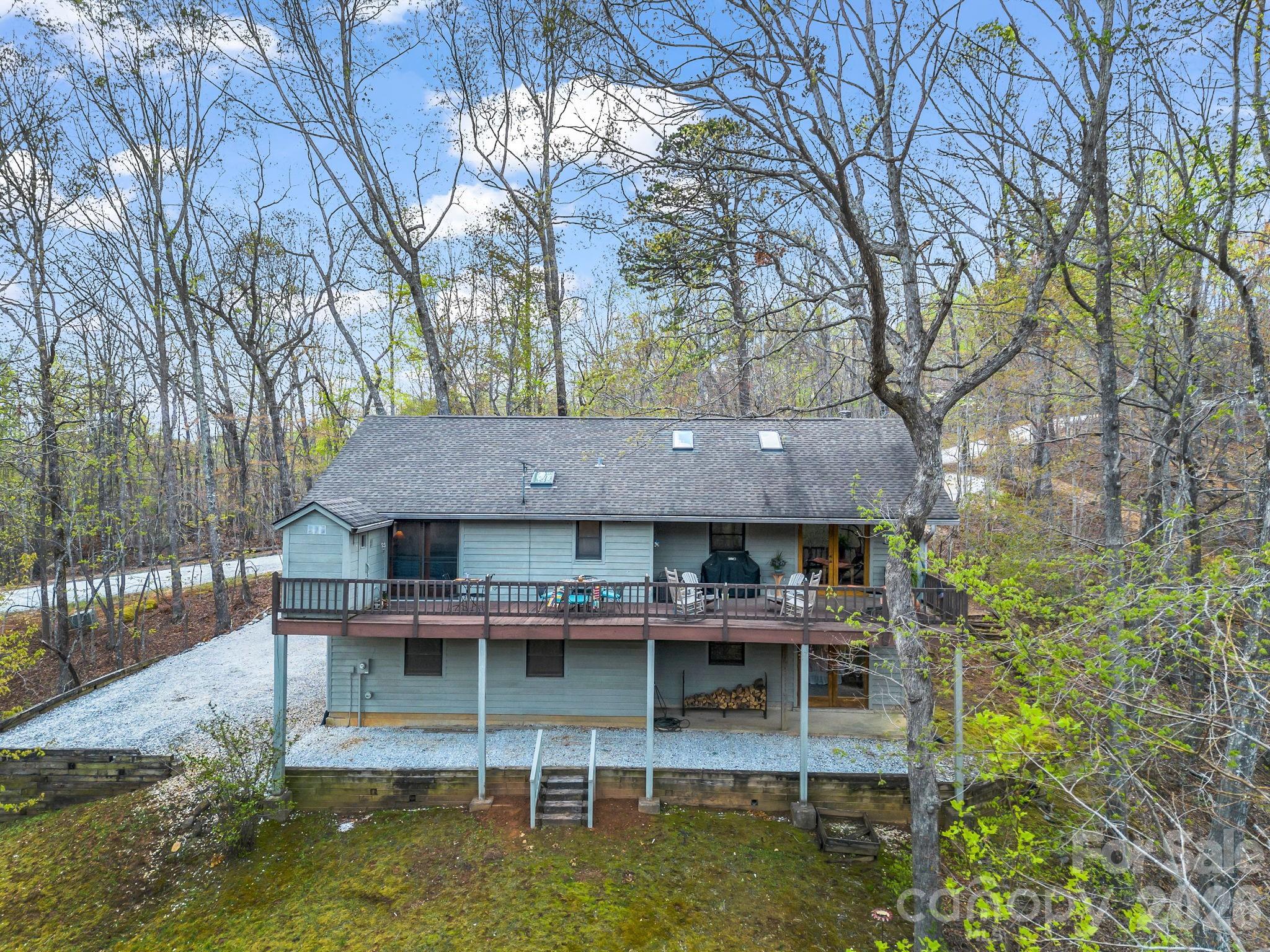 780 Rixhaven Drive Saluda NC 28773