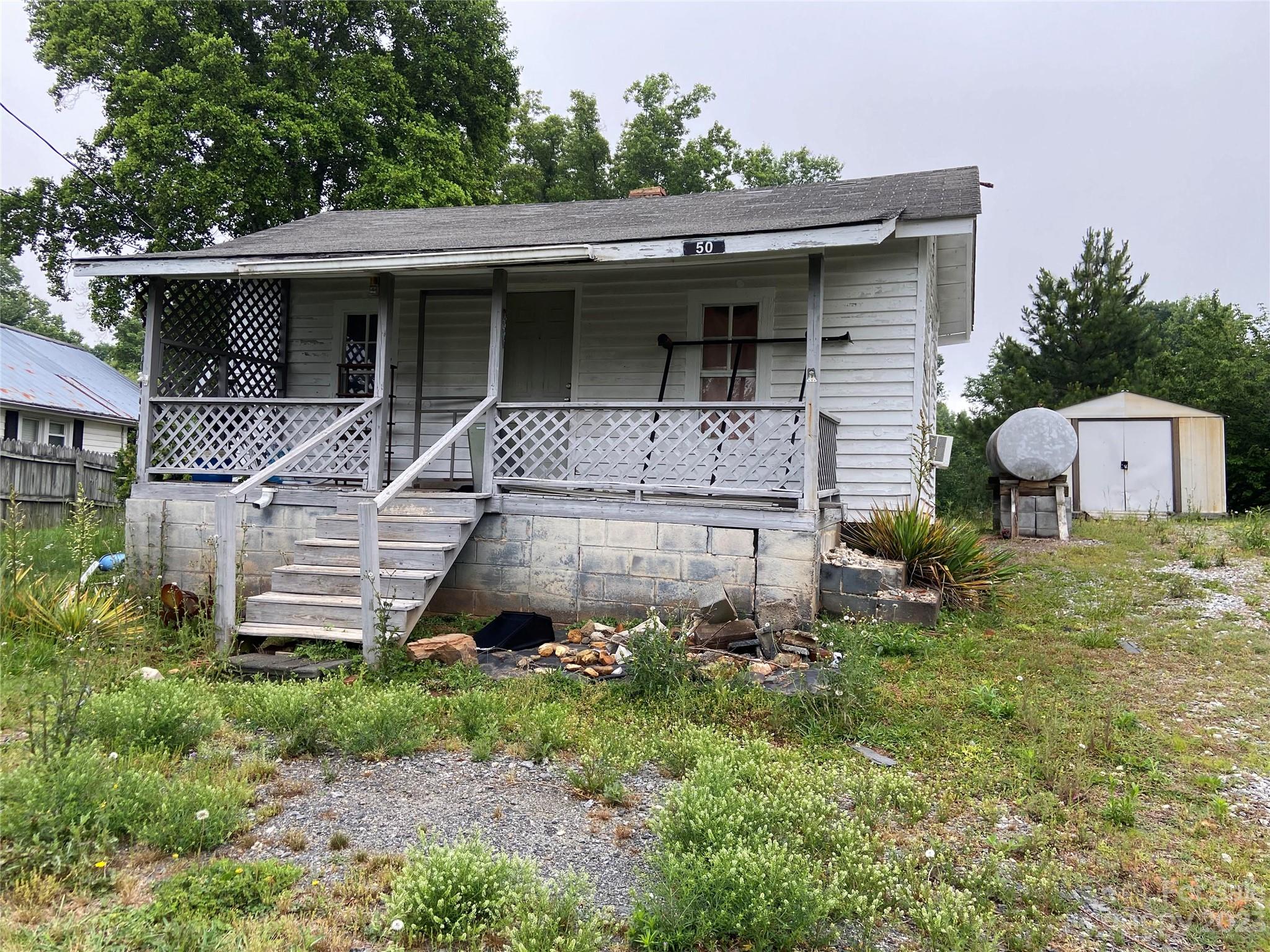 50 Grove Street Marion NC 28752