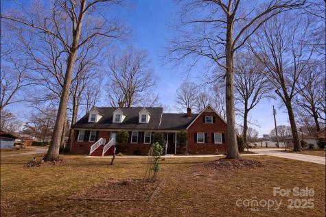 709 Woodside Drive Kings Mountain NC 28086