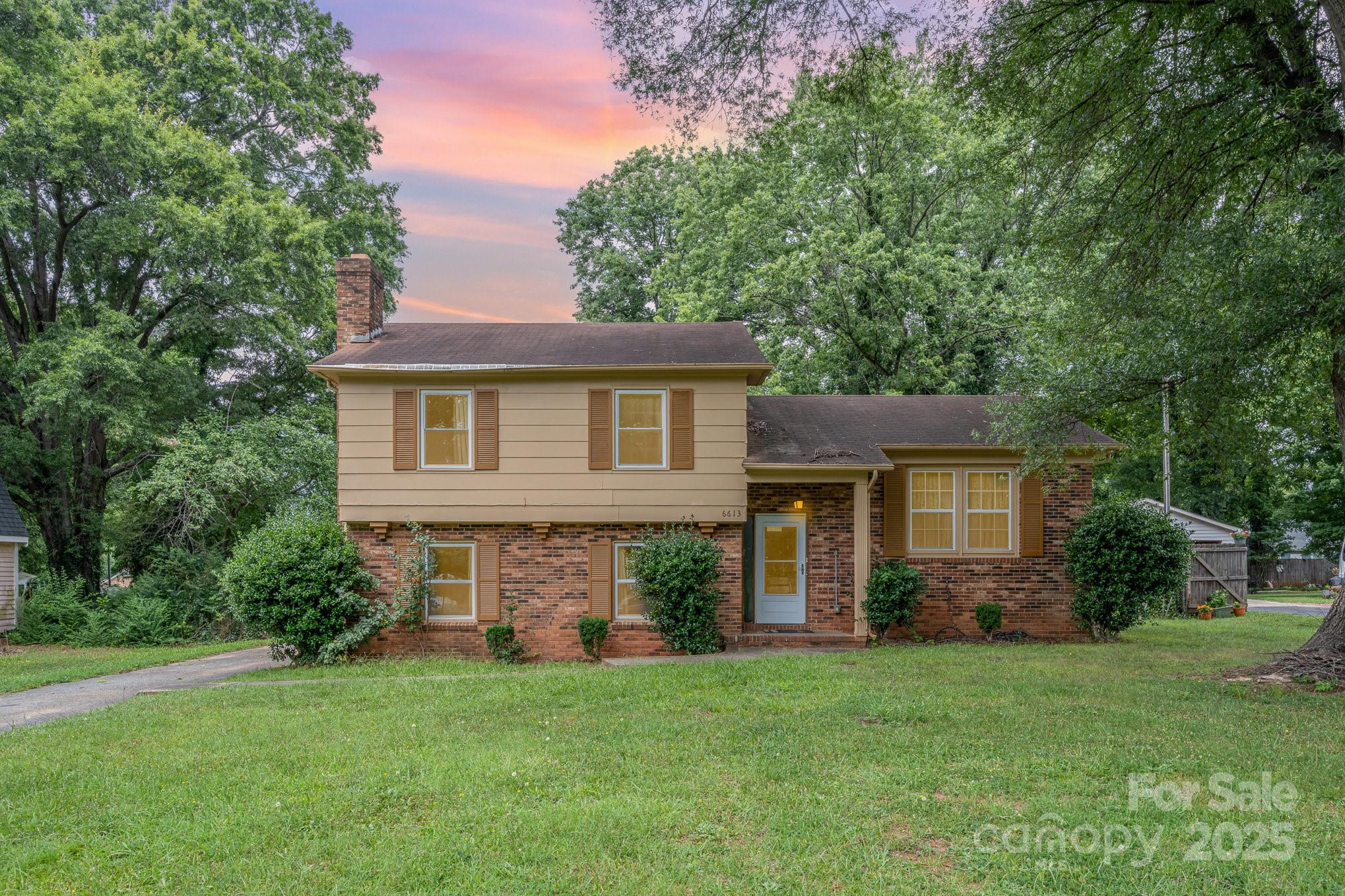 6613 Caudell Place Charlotte NC 28215