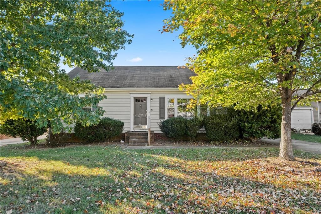 5228 Swearngan Road Charlotte NC 28216