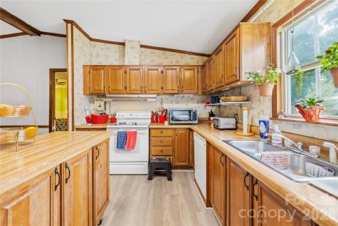 1225 Panther Point Road Richfield NC 28137