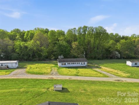 114/116 Harrington Place Drive Taylorsville NC 28681