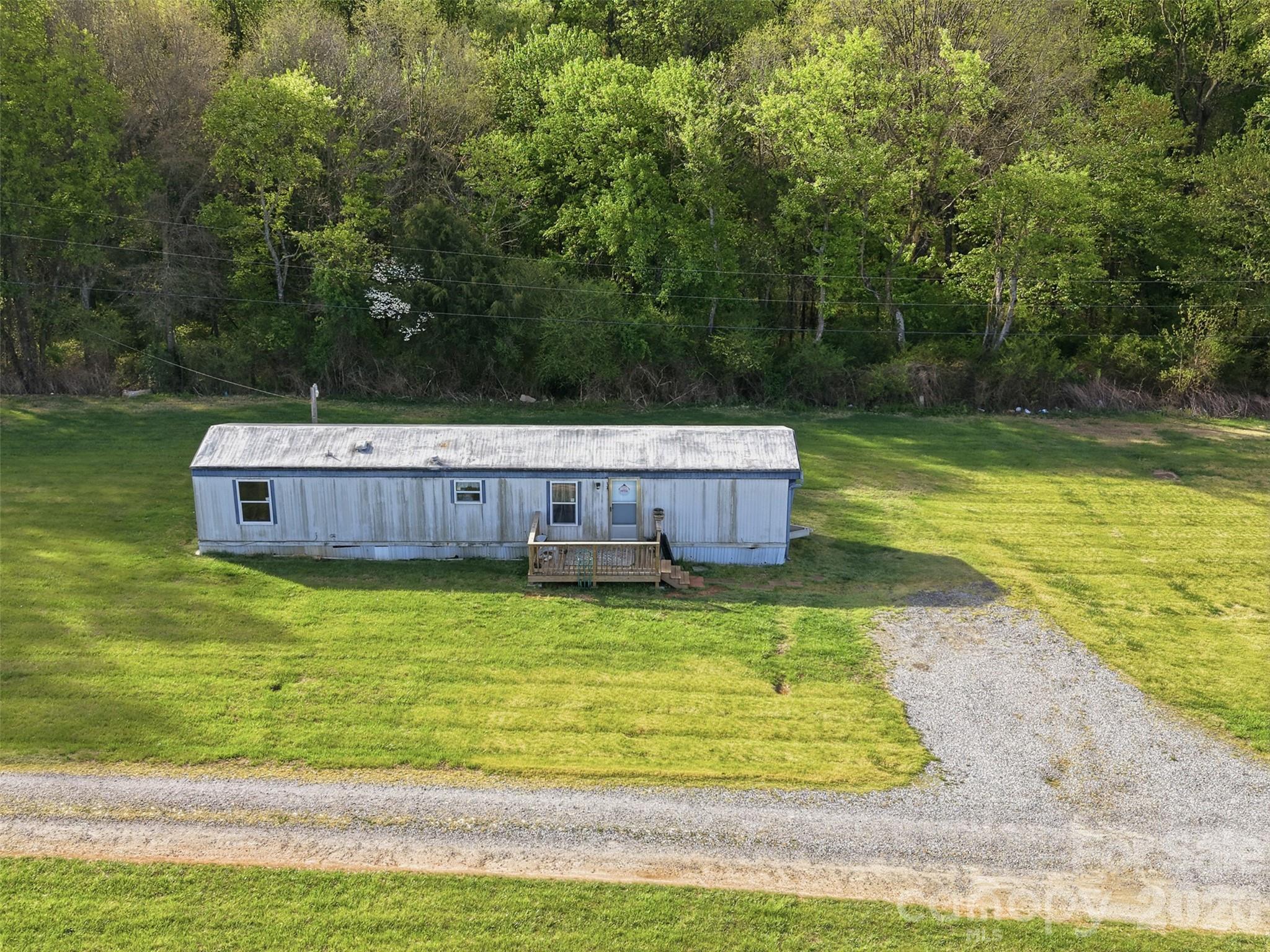 114/116 Harrington Place Drive Taylorsville NC 28681