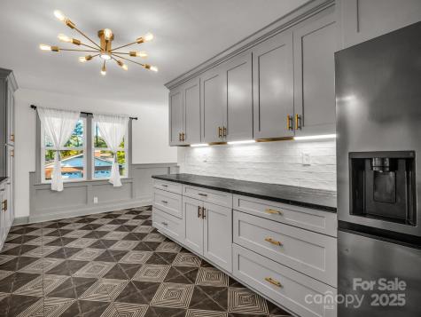 2115 N Stoney View Court Hendersonville NC 28792