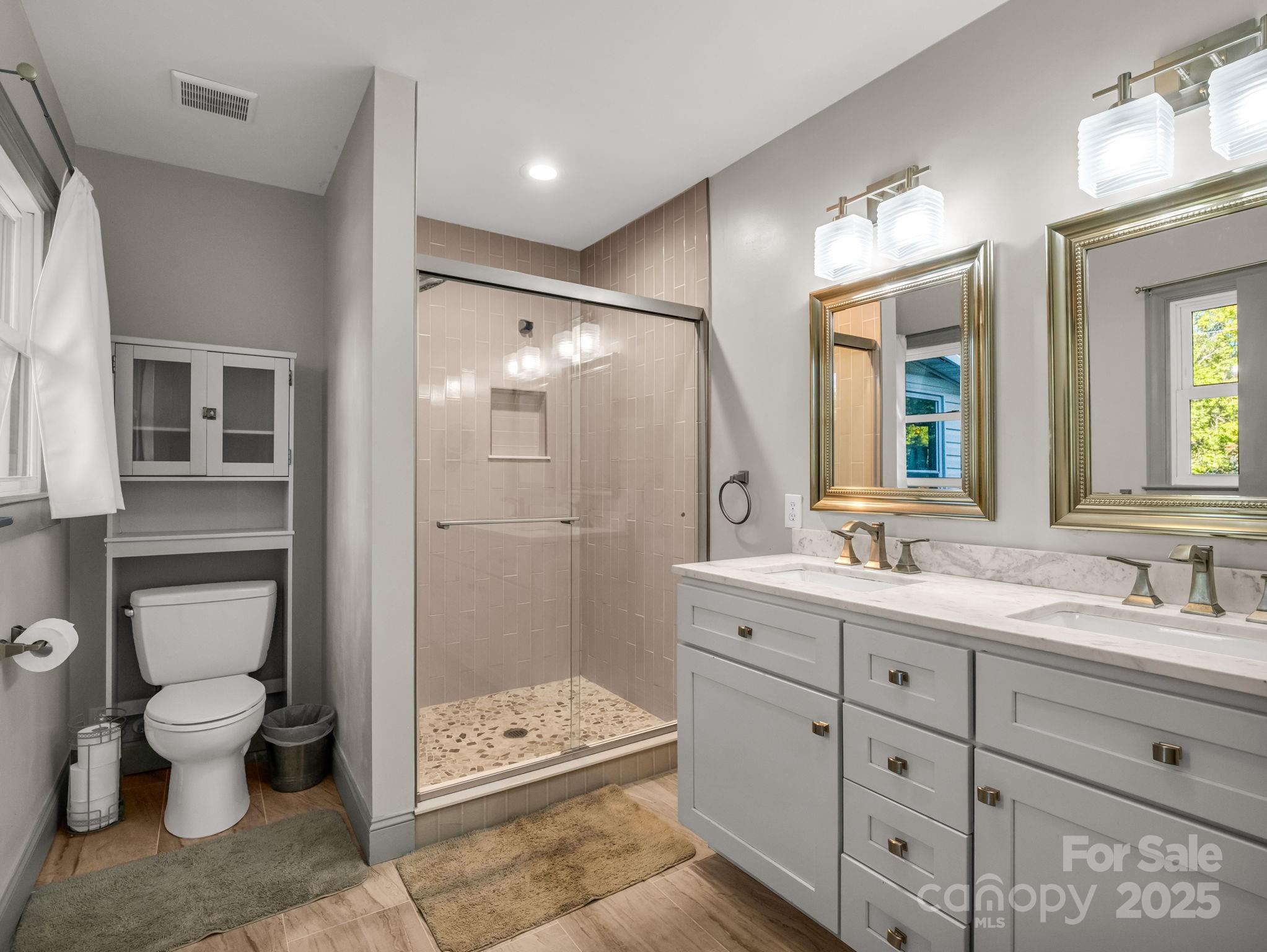 2115 N Stoney View Court Hendersonville NC 28792