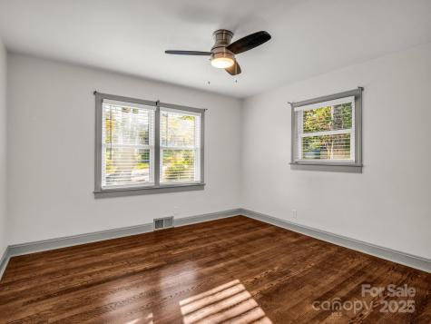 2115 N Stoney View Court Hendersonville NC 28792