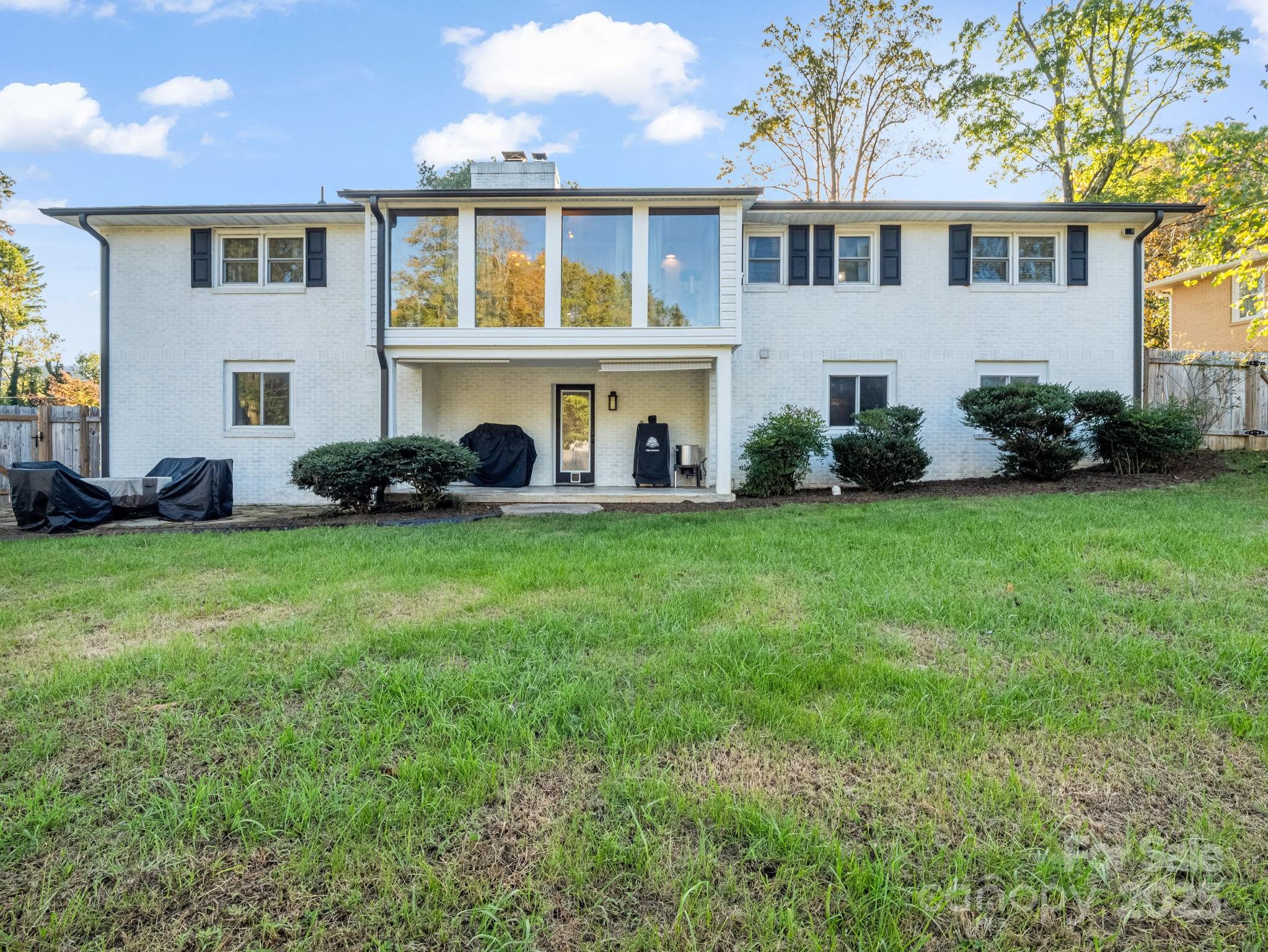 2115 N Stoney View Court Hendersonville NC 28792