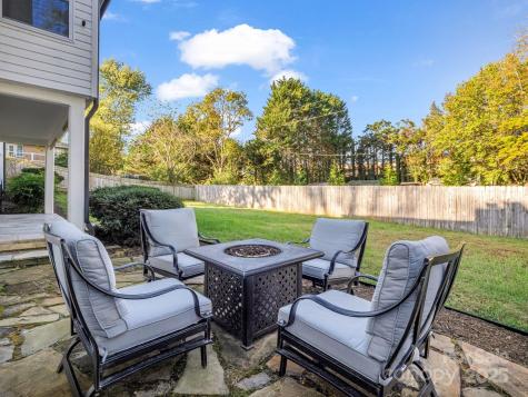 2115 N Stoney View Court Hendersonville NC 28792