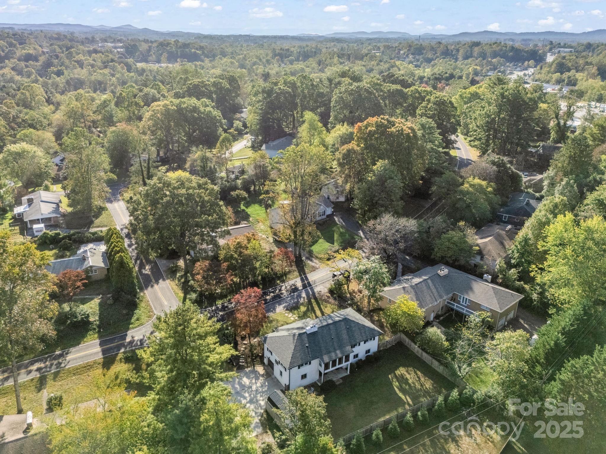 2115 N Stoney View Court Hendersonville NC 28792