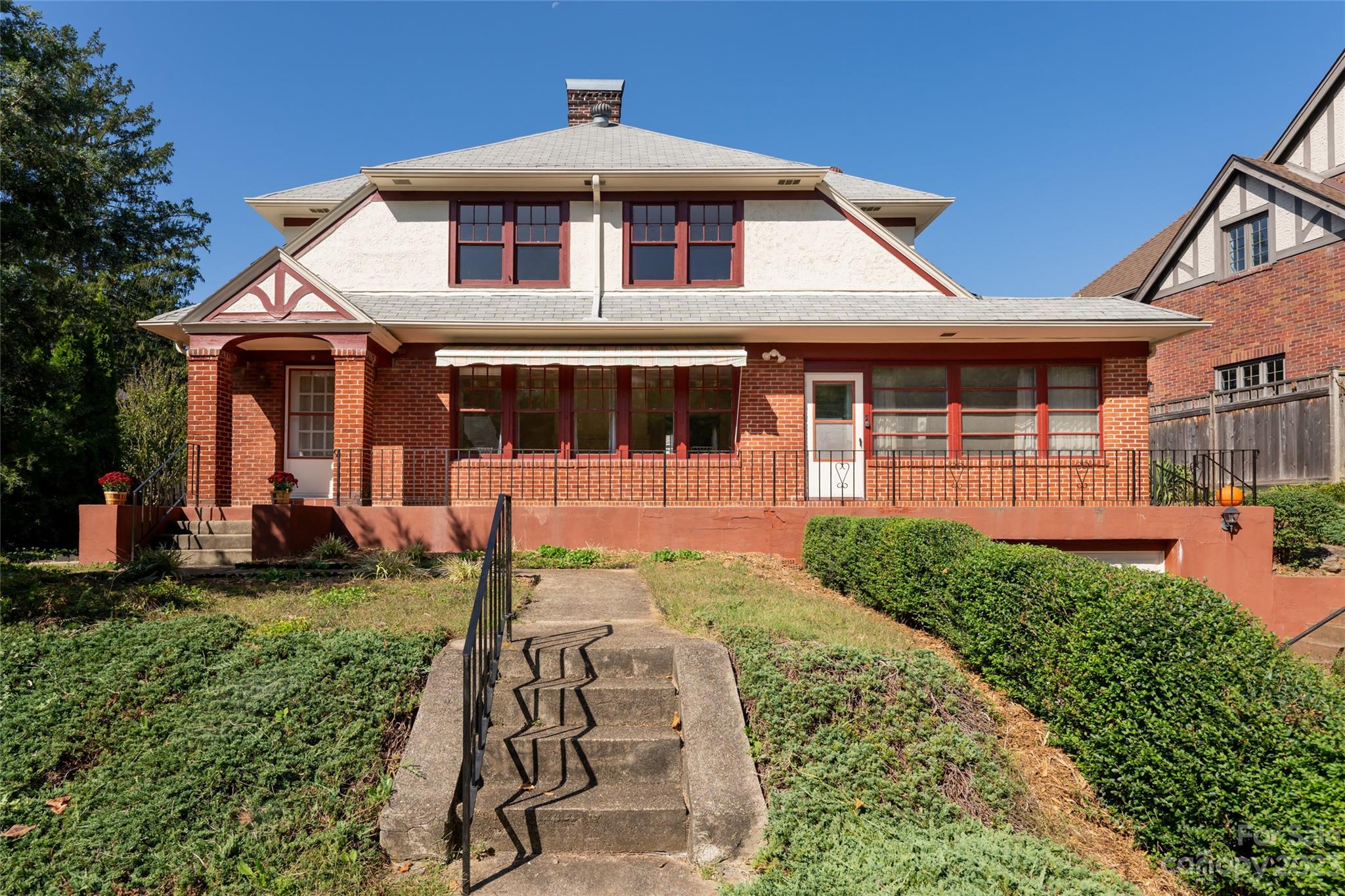 7 Lynwood Road Asheville NC 28804