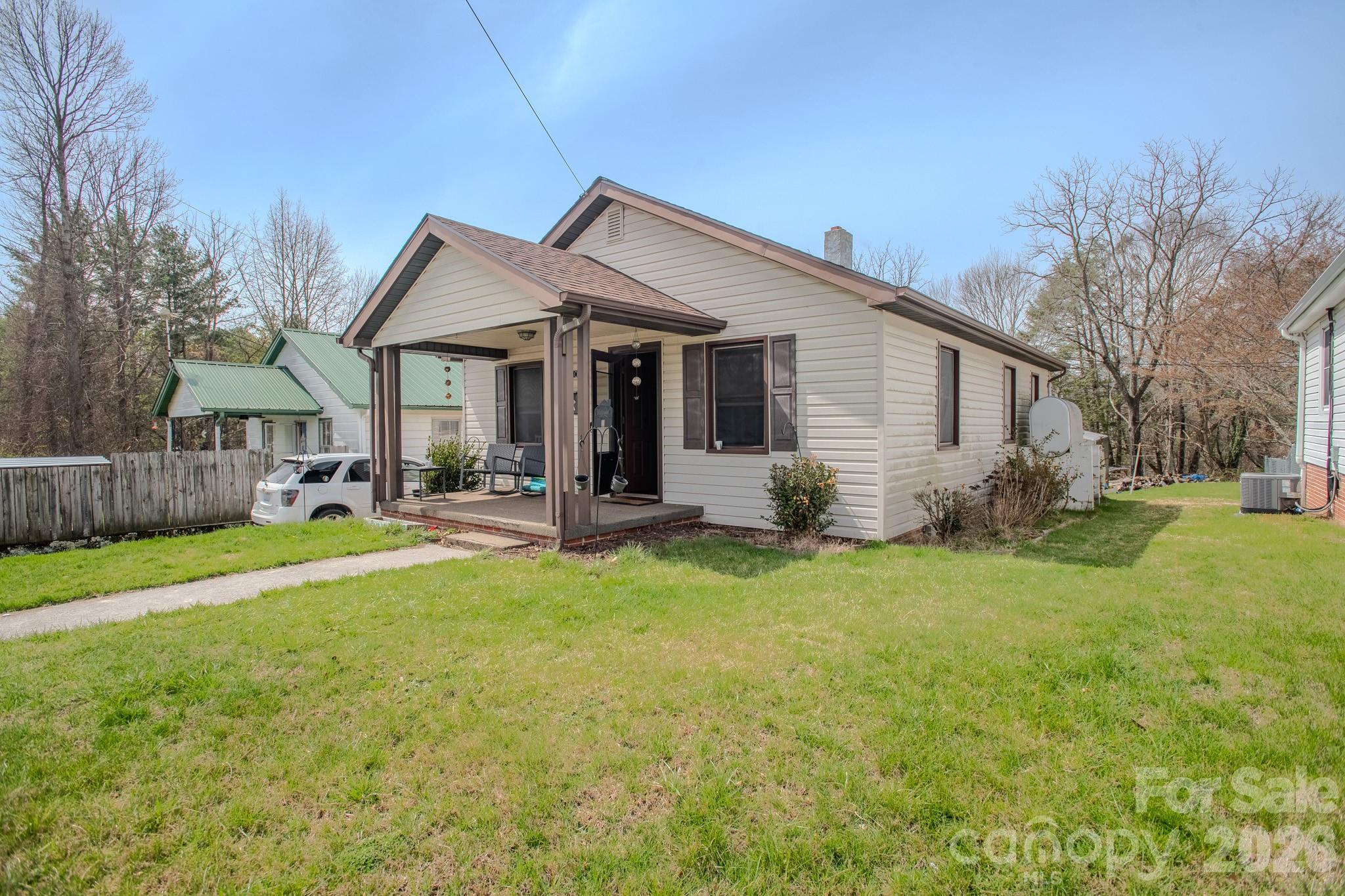 400 Summit Avenue Spruce Pine NC 28777
