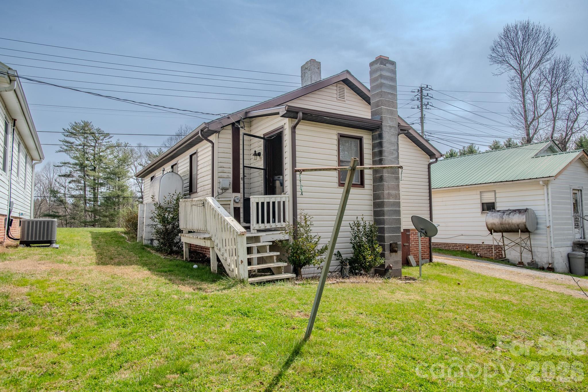 400 Summit Avenue Spruce Pine NC 28777