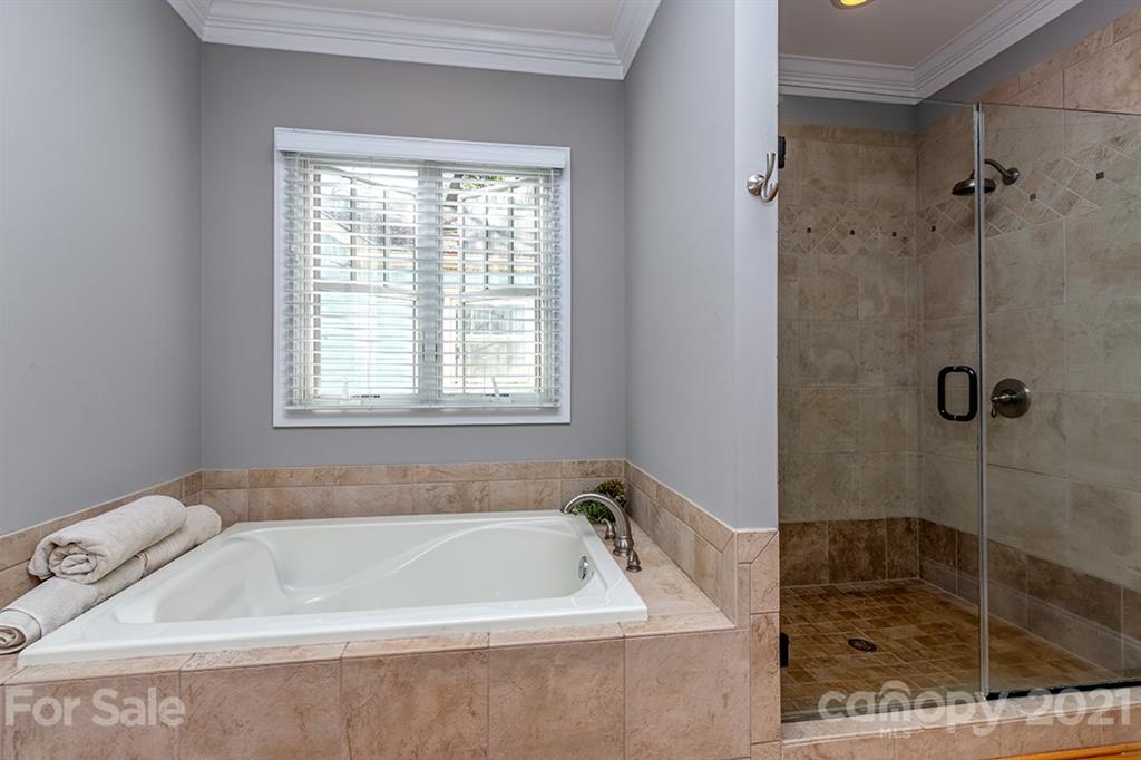 2226 Bay Street Charlotte NC 28205