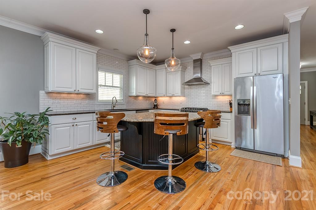 2226 Bay Street Charlotte NC 28205