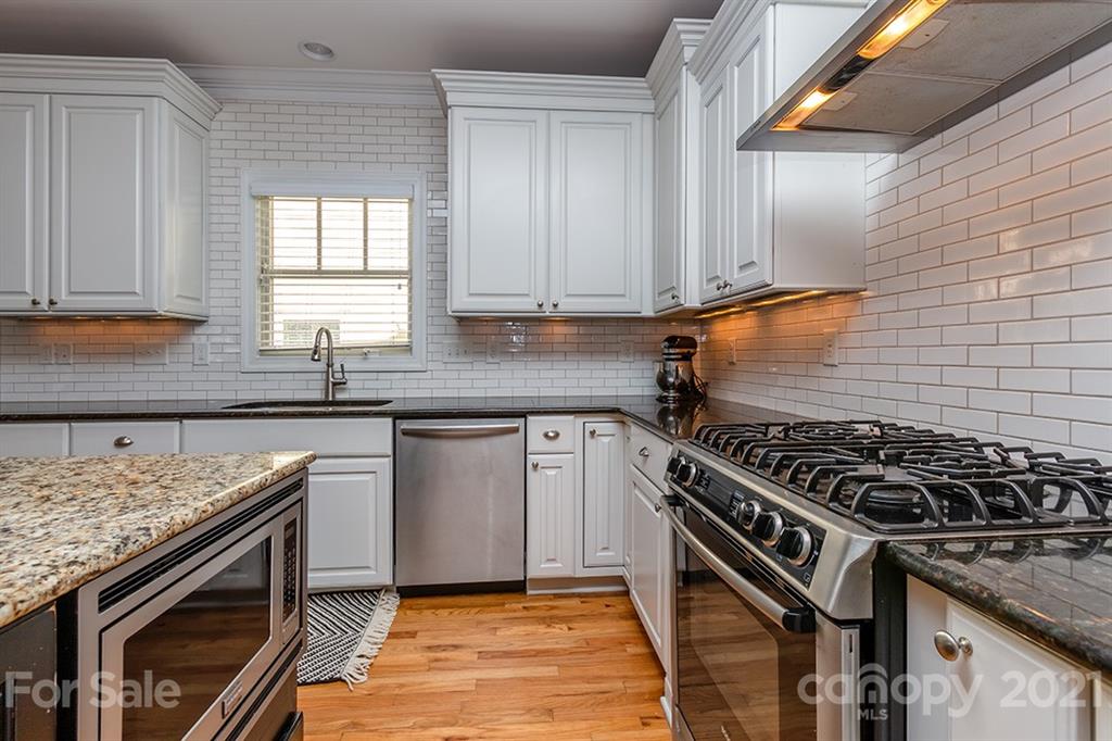 2226 Bay Street Charlotte NC 28205